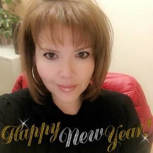 Meet your Posher, Elia